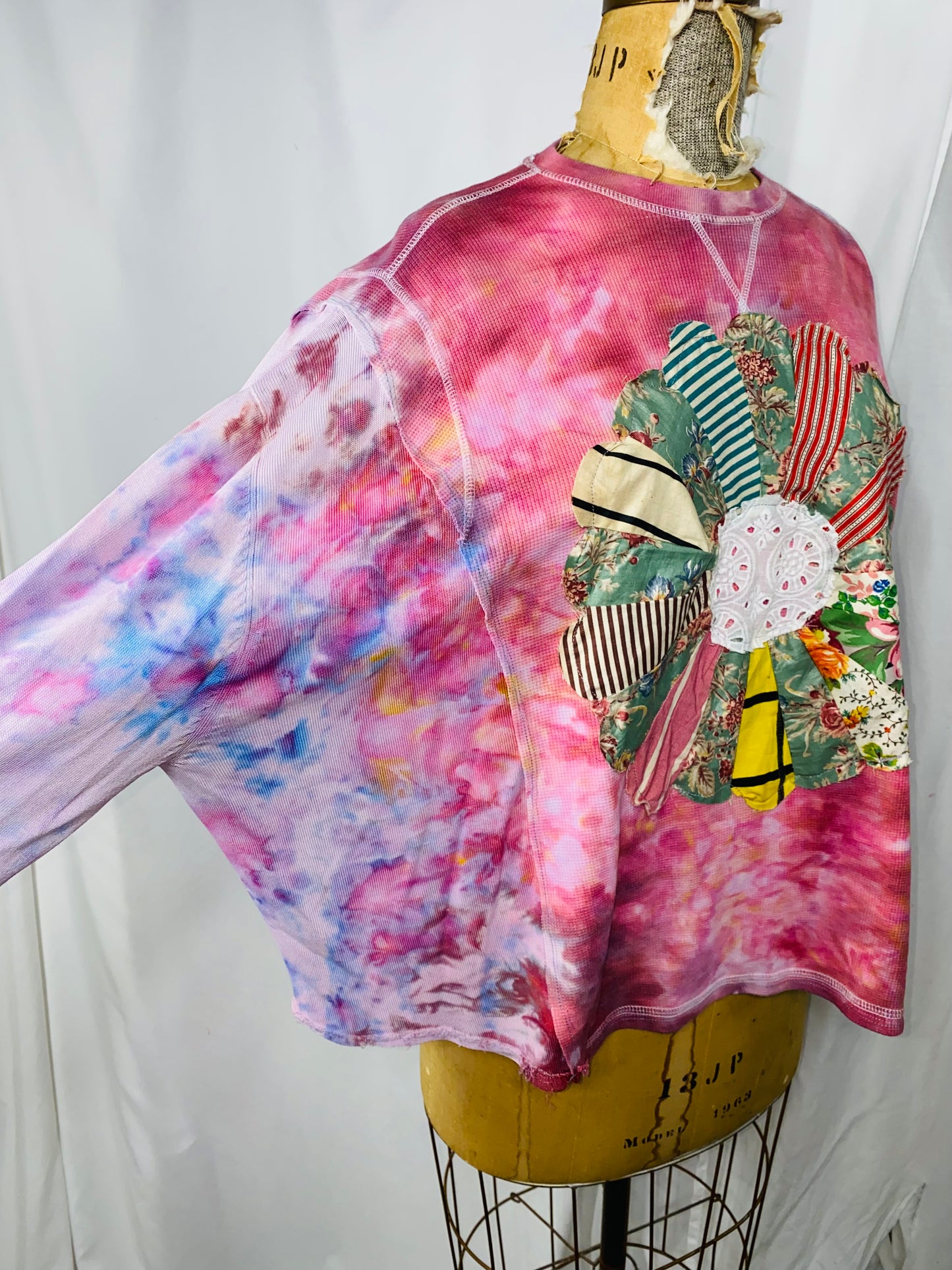 XS-S-M-L Iris Pullover