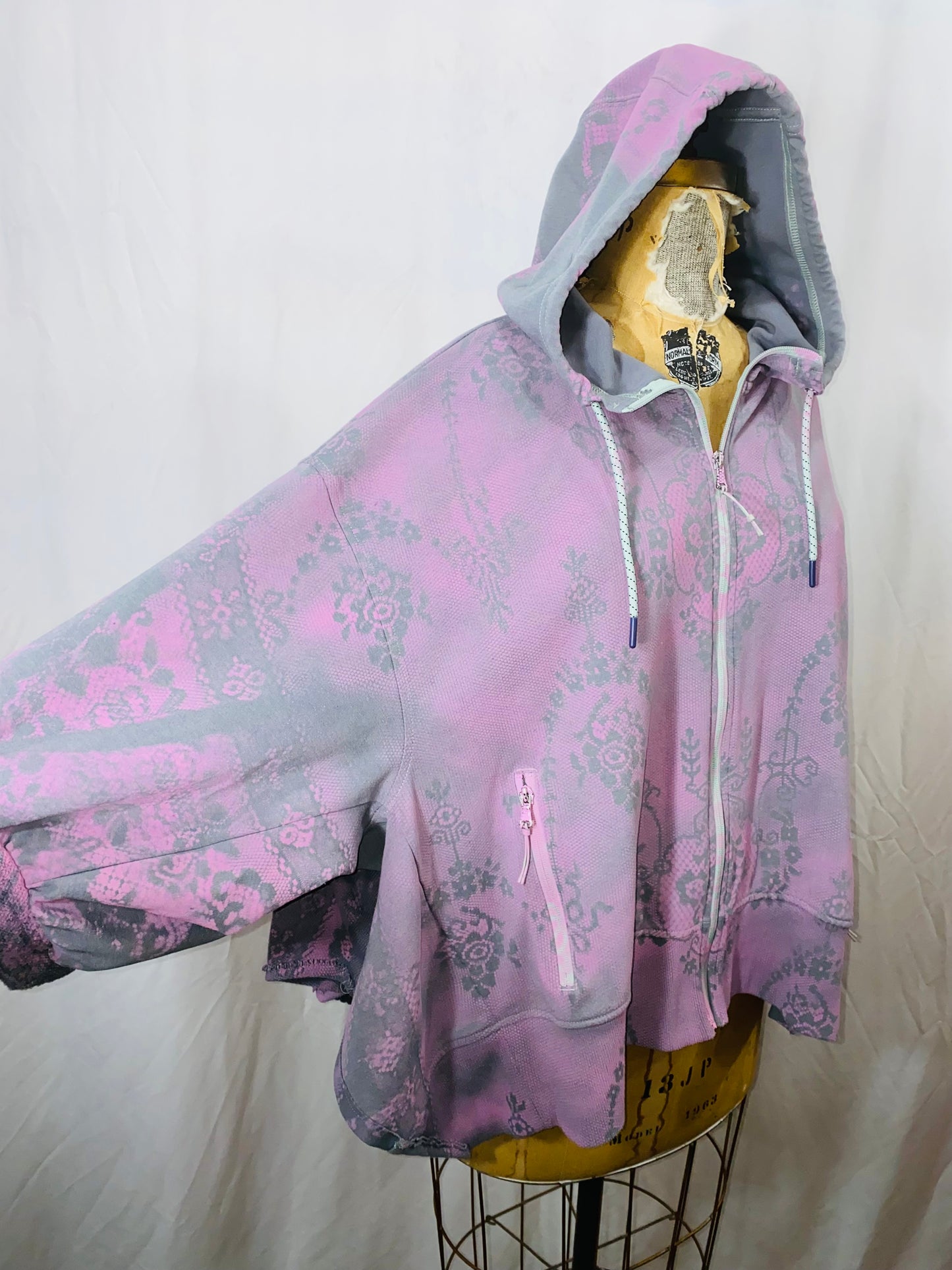 Free Size Odette Hoodie