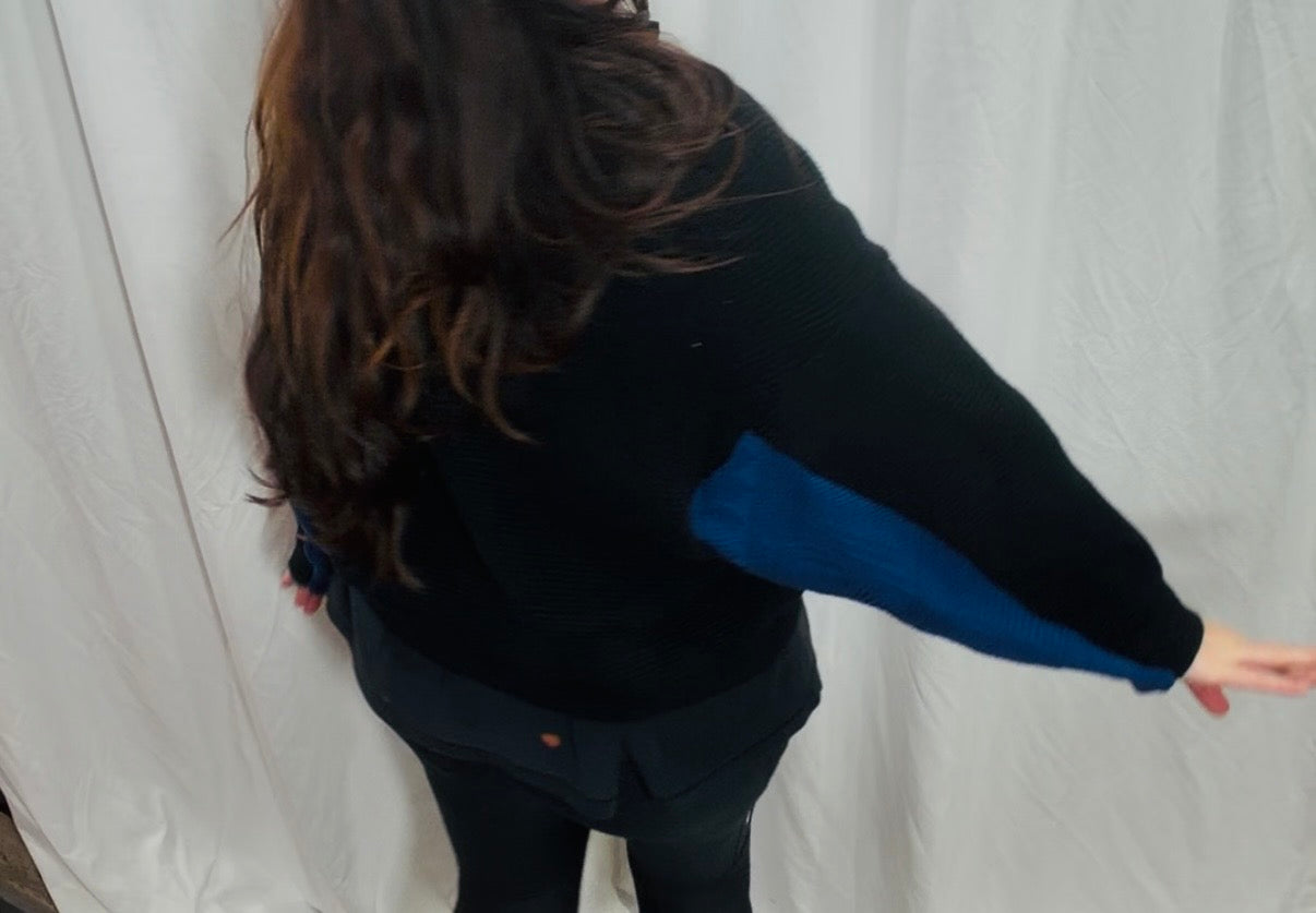 Phlox Pullover Fits XS to M/L