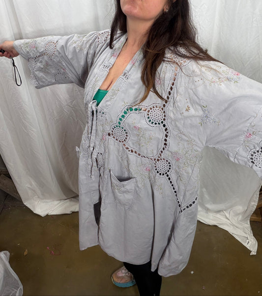 5. Foxglove Maxi-Top/Kimono Fits XS to 3X when closed