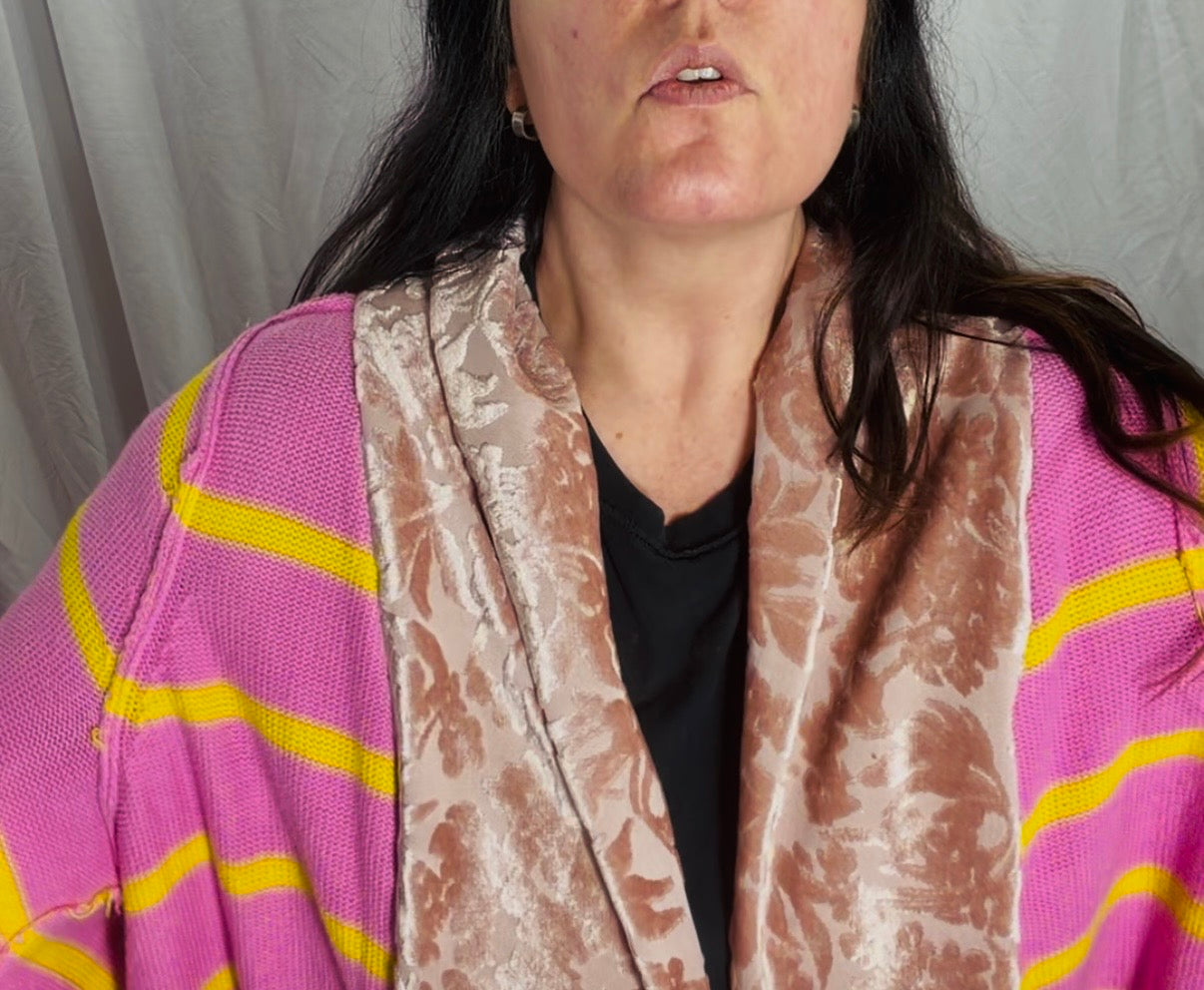 Phlox Cardigan Free Size