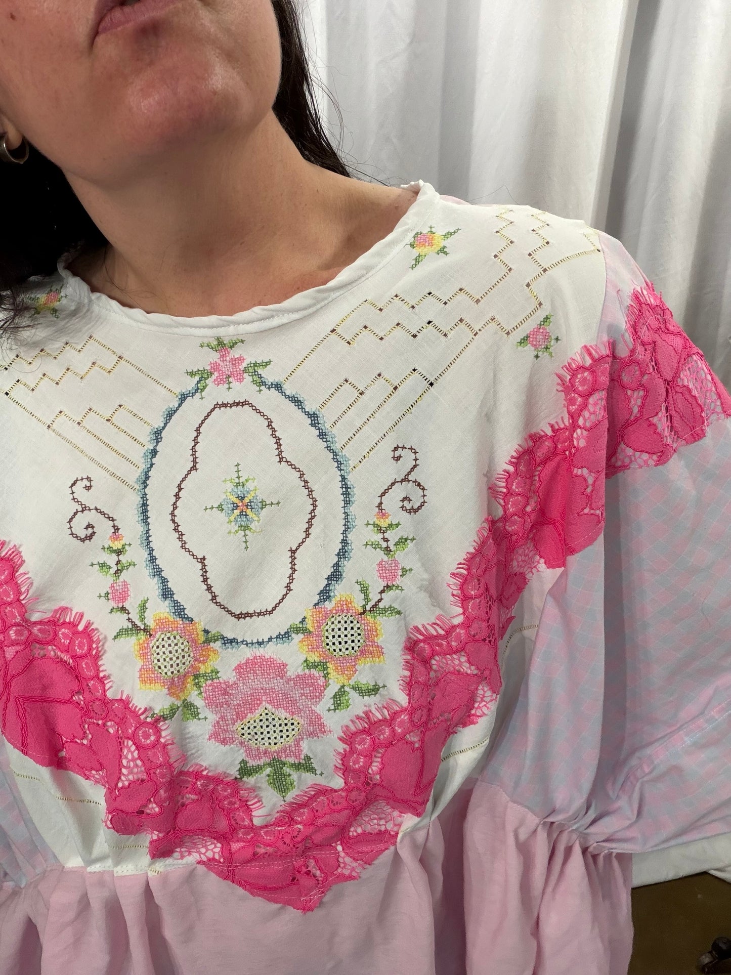 Horizon Lawn Blouse, fits XS to 3X