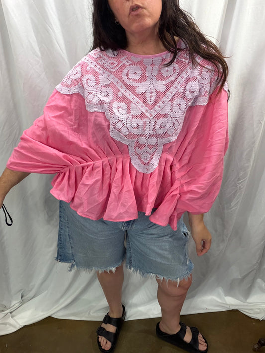 Horizon Lawn Blouse, fits XS to 3X