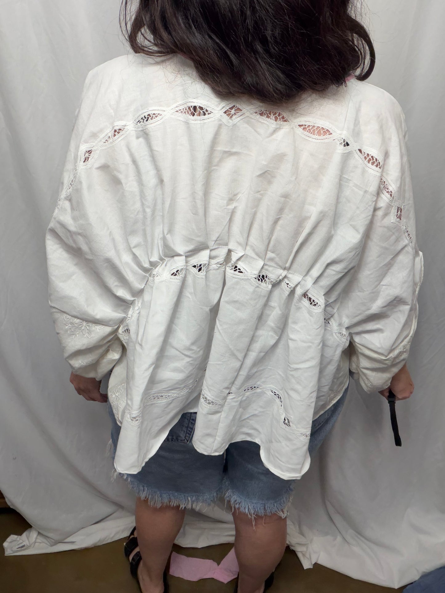 Horizon Lawn Blouse, Fits XS to 3X