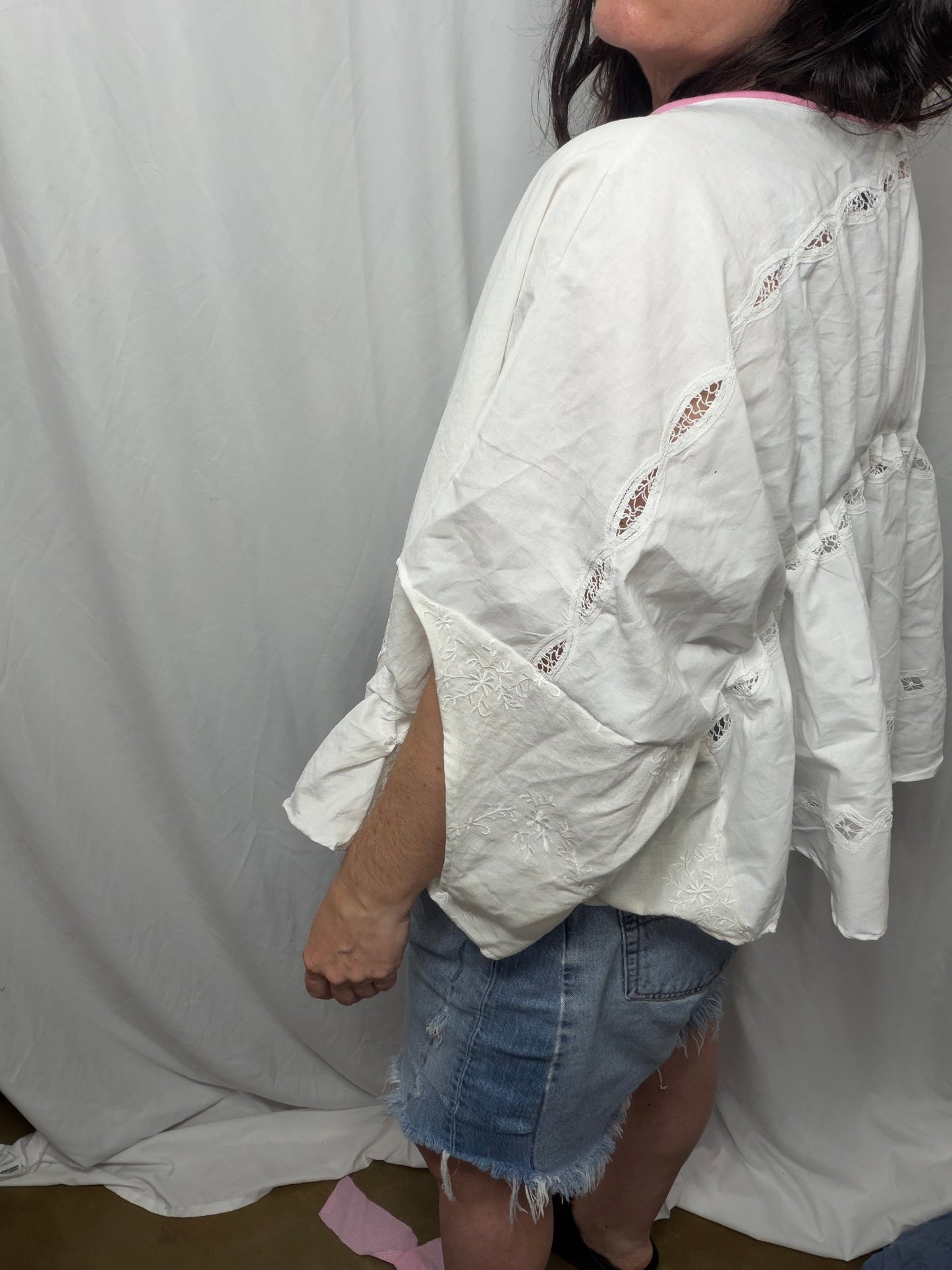 Horizon Lawn Blouse, Fits XS to 3X