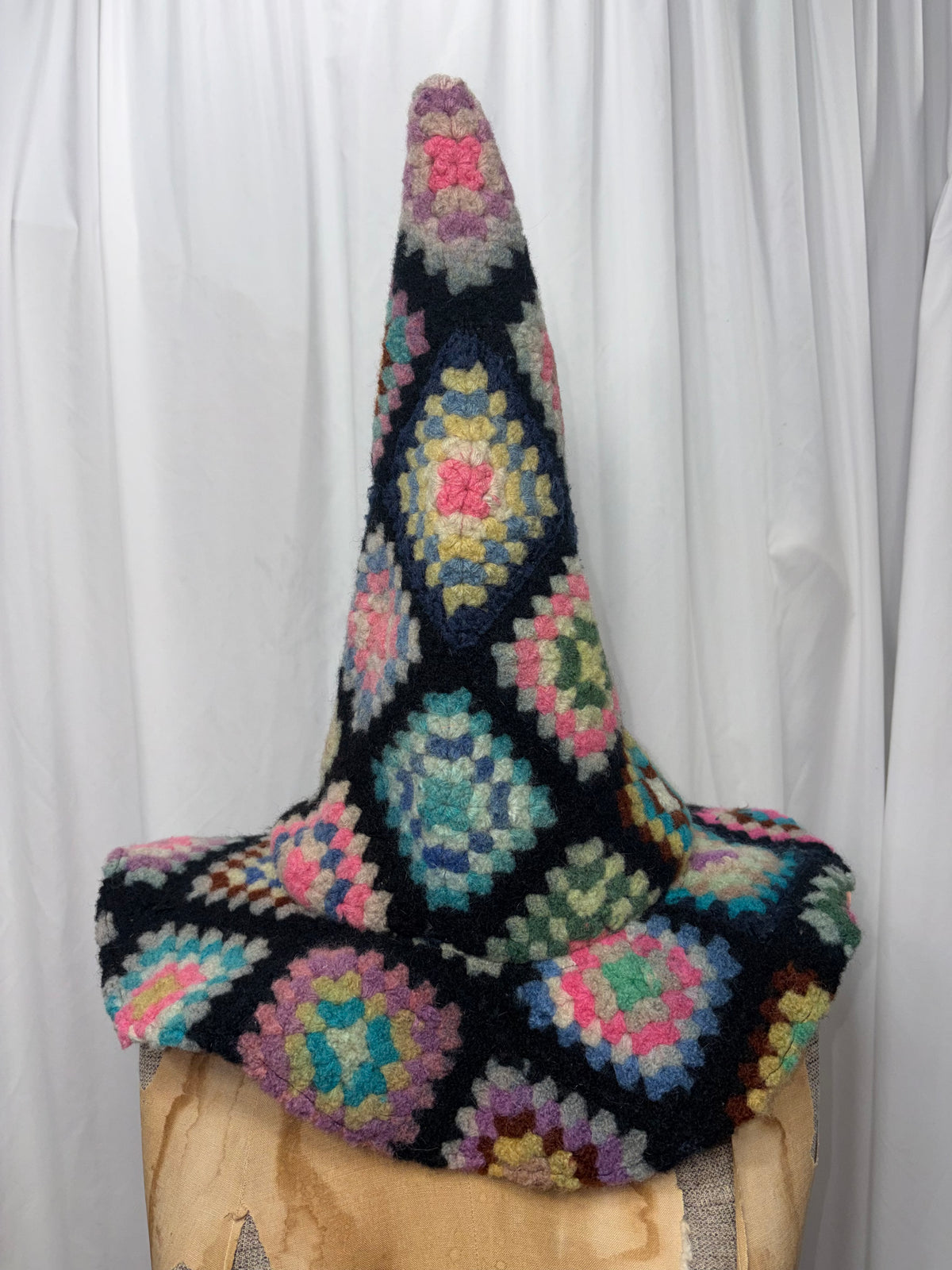 Witch Hat, fits S to XL
