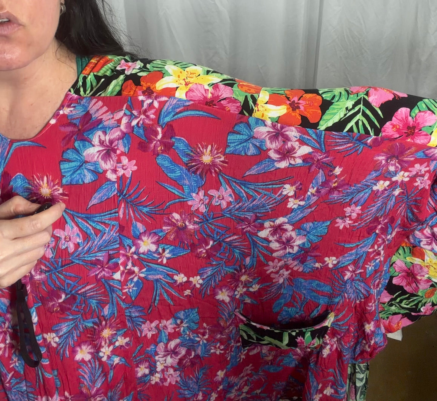 Free Size Camelia Poncho