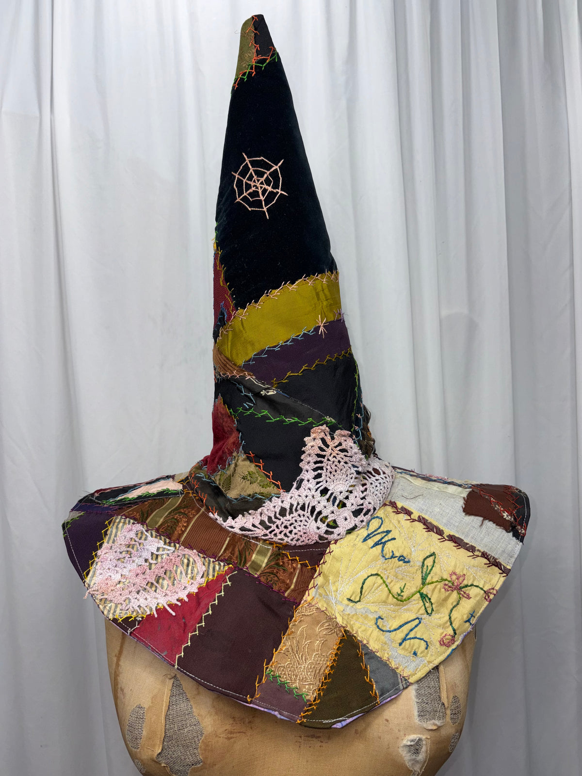 Witch Hat, fits S to XL