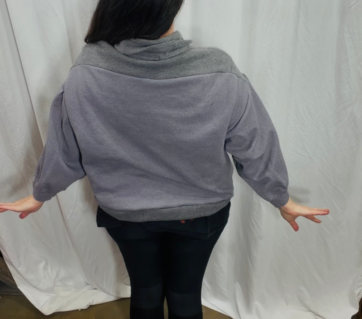 Verbena Pullover Fits XS to L/XL