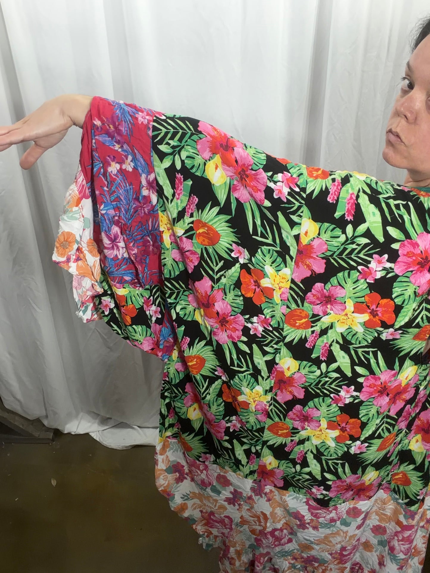 Free Size Camelia Poncho