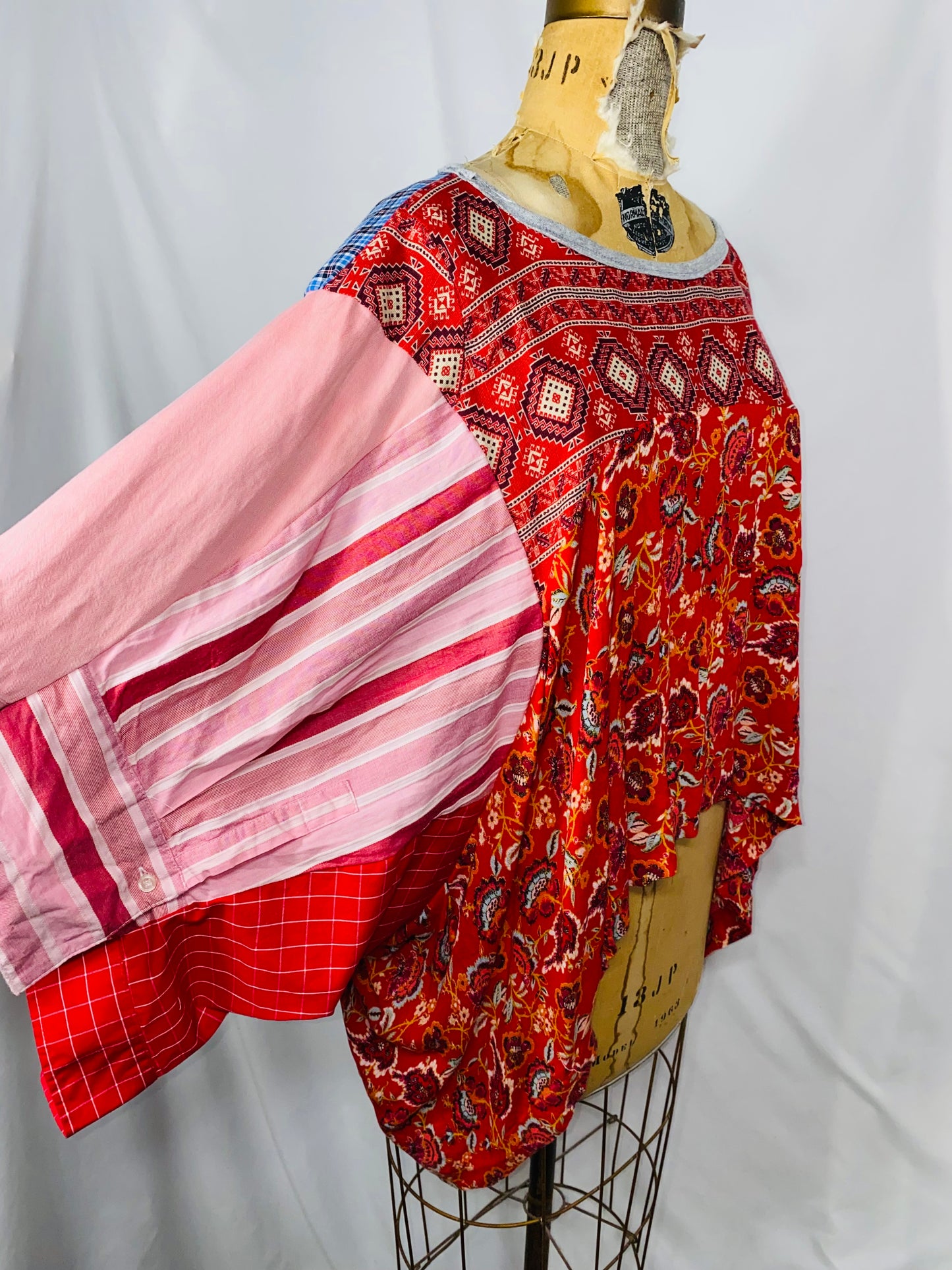 XS-S-M Seance-Sleeve Top