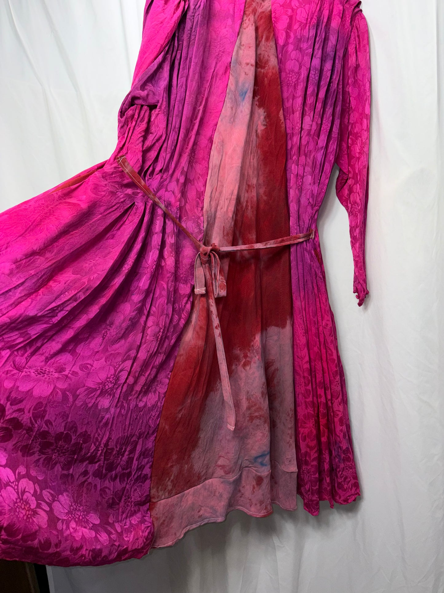 Silk Regent Duster, Fits XS to 2X