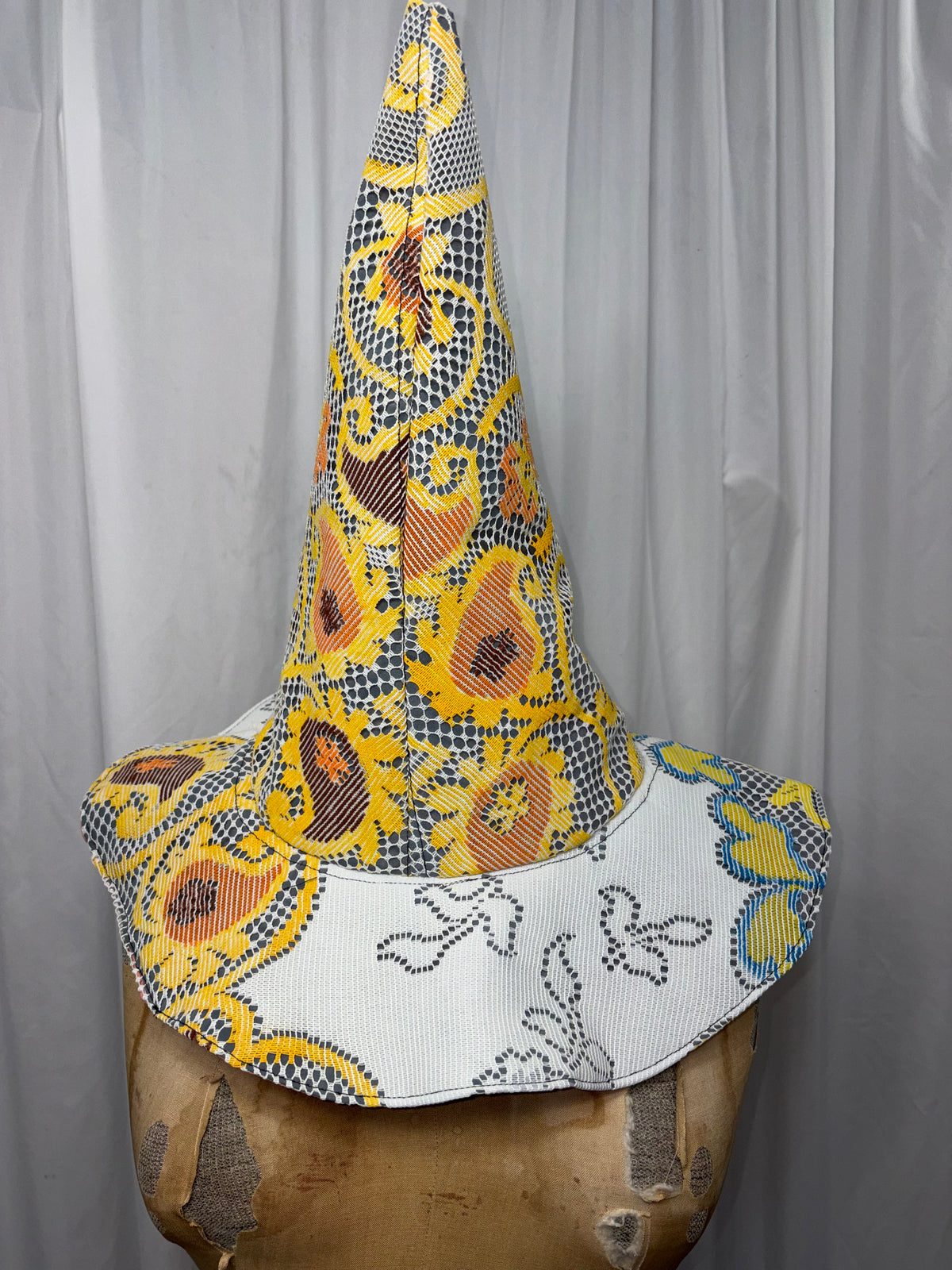 Witch Hat, fits S to XL