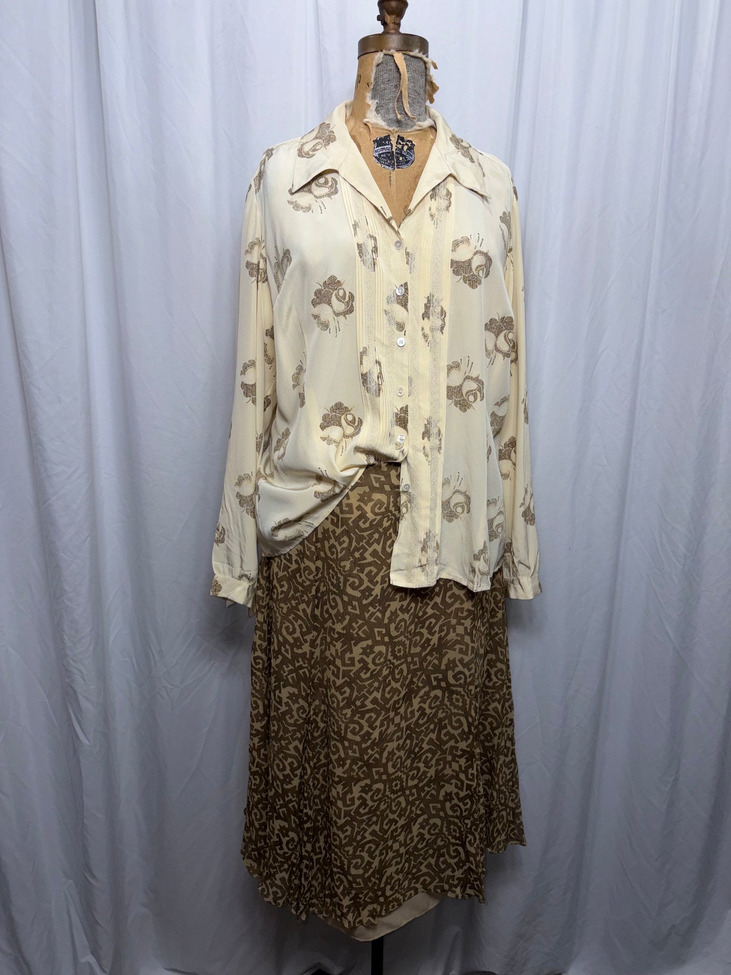 Vintage Silk Skirt, Fits L-XL