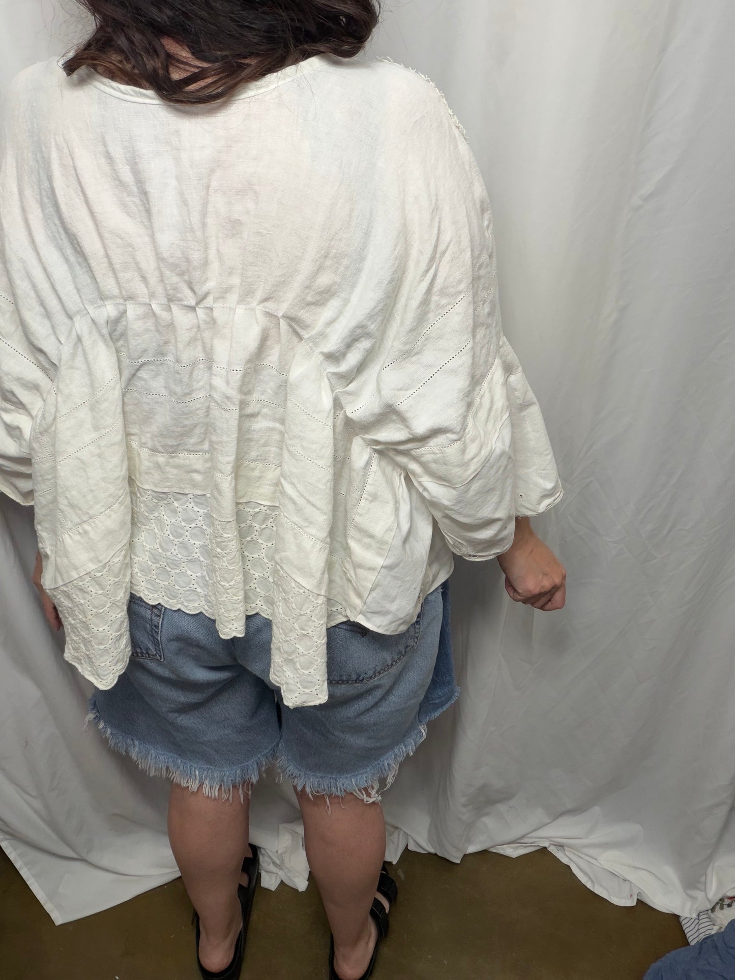 Horizon Lawn Blouse, fits XS to 2X