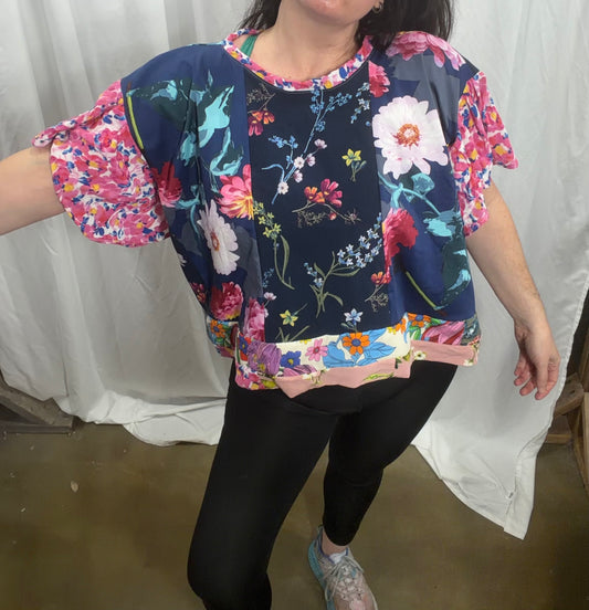Camelia Blouse, fits XS to XL