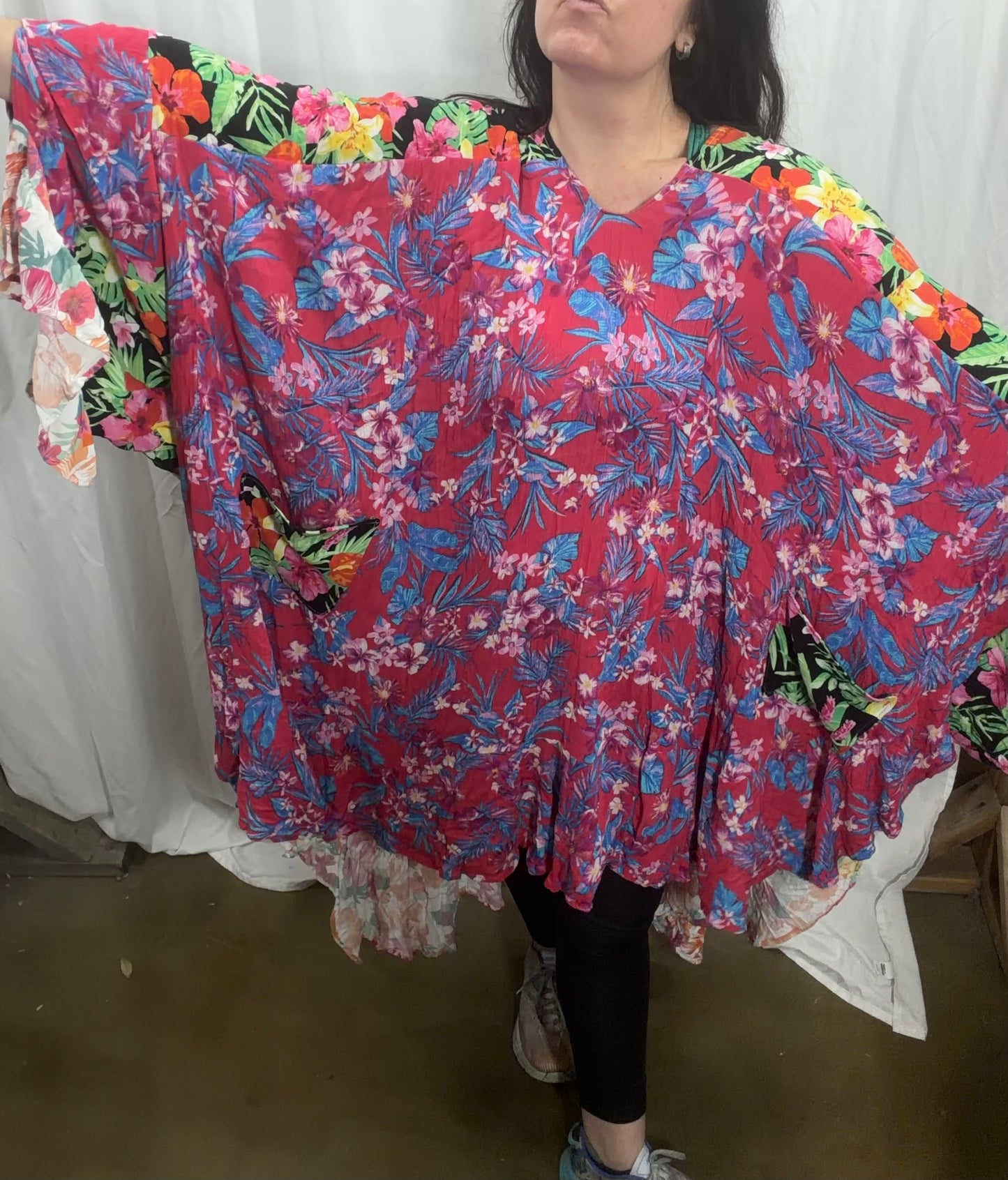 Free Size Camelia Poncho