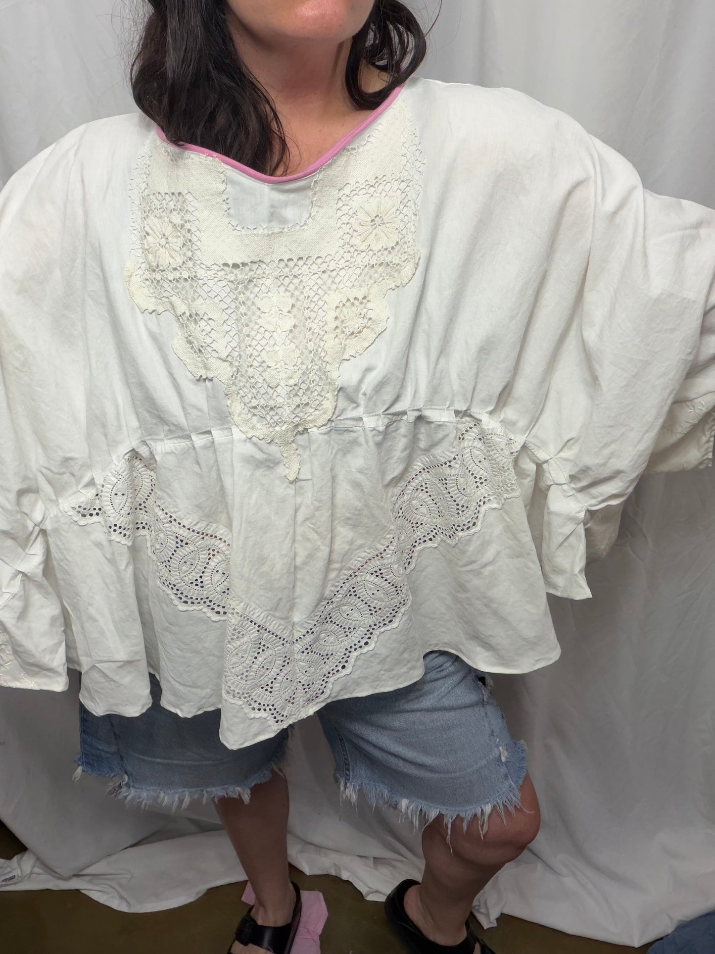 Horizon Lawn Blouse, Fits XS to 3X