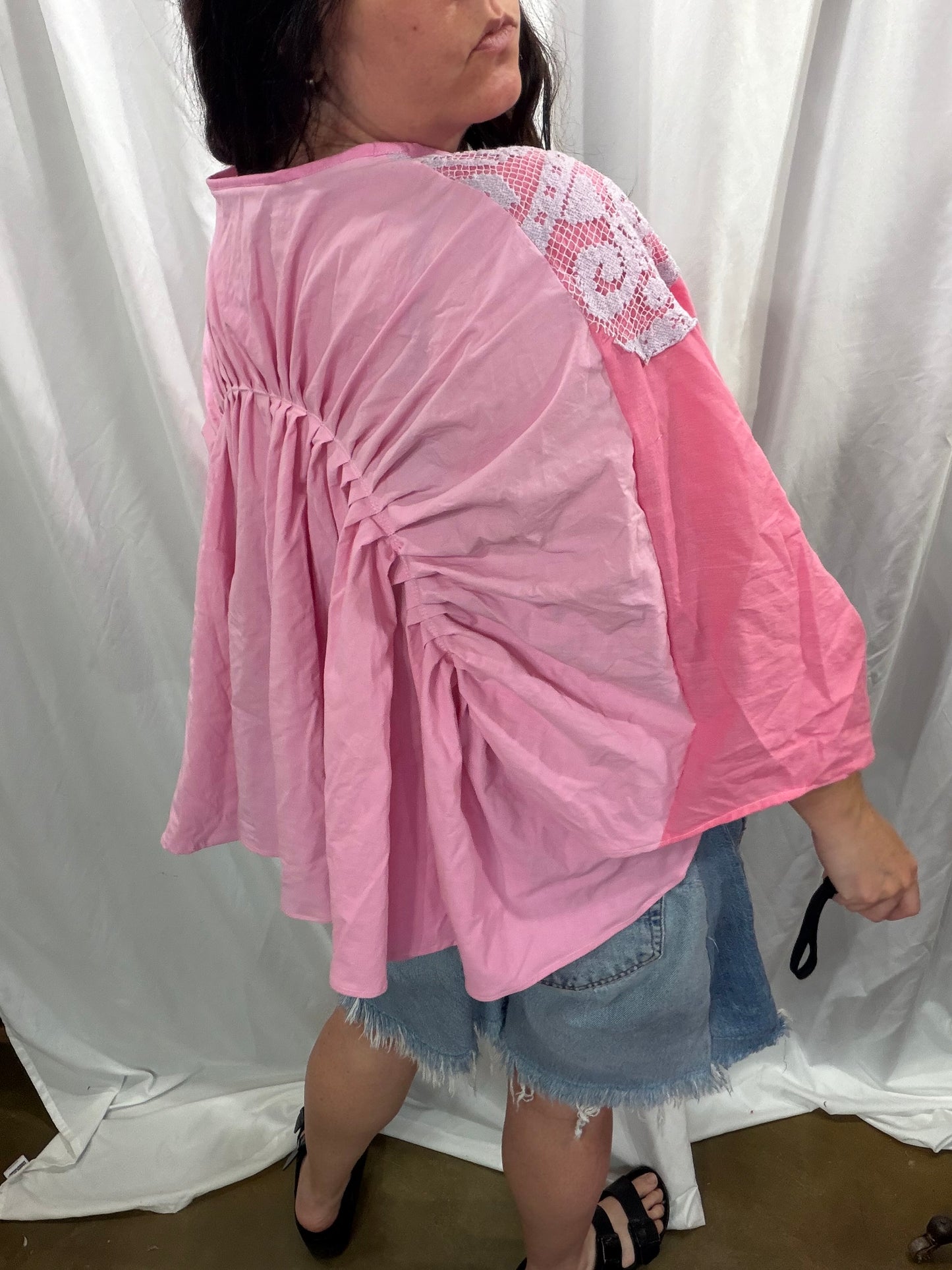 Horizon Lawn Blouse, fits XS to 3X